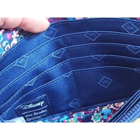 Disney Vera Bradley Wristlet wallet sensational six paisley Mickey & Friend goof - Picture 8 of 16